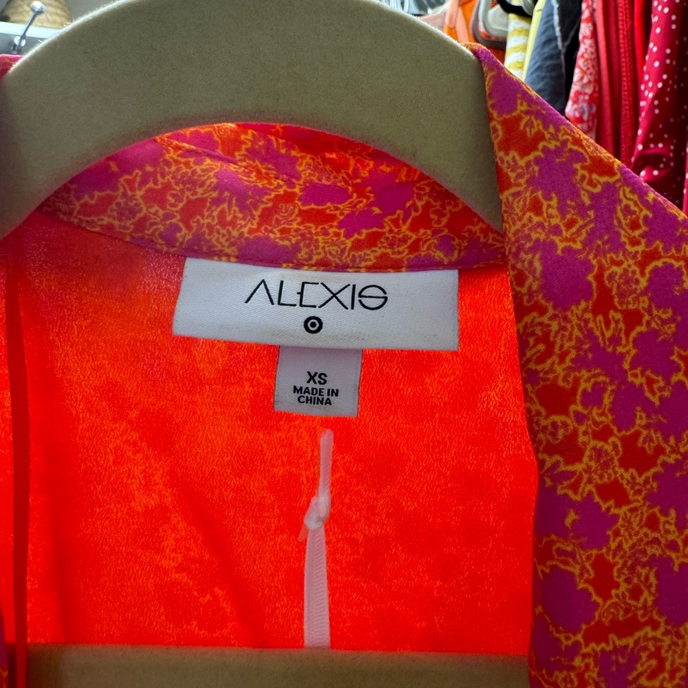 NWT Alexis for Target Orange Pink Floral Print Wrap Flutter Dress size XS new - Picture 2 of 5